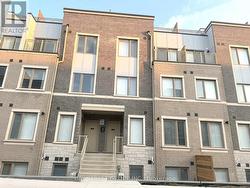 TH307 - 130 HONEYCRISP CRESCENT  Vaughan, ON L4K 0N7