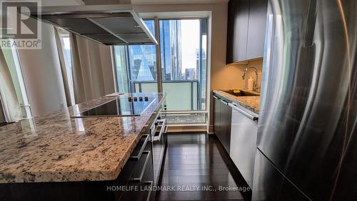 3902 - 8 The Esplanade, Toronto, ON - Indoor Photo Showing Kitchen With Upgraded Kitchen