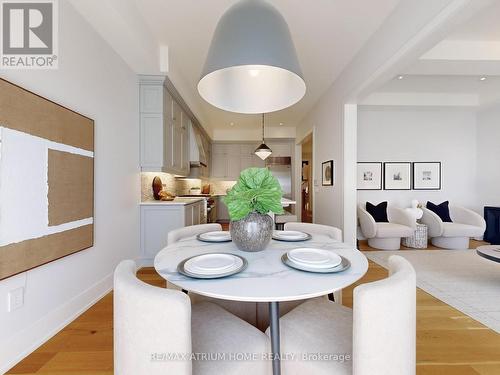 7 Orbit Avenue, Richmond Hill, ON - Indoor Photo Showing Dining Room