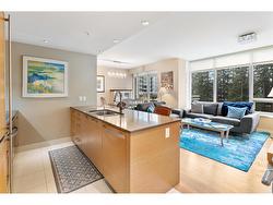 1473 JOHNSTON ROAD  White Rock, BC V4B 3Z4