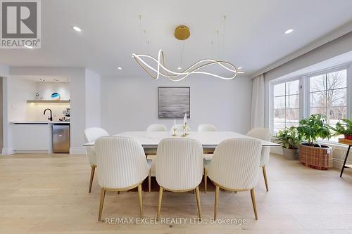 12 Moses Crescent, Markham, ON - Indoor Photo Showing Dining Room