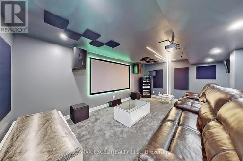 12 Moses Crescent, Markham, ON - Indoor