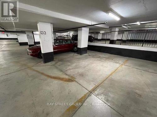 515 - 51 Lower Simcoe Street, Toronto, ON - Indoor Photo Showing Garage
