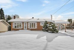 204 Rue Norman  Cowansville, QC J2K 1B2