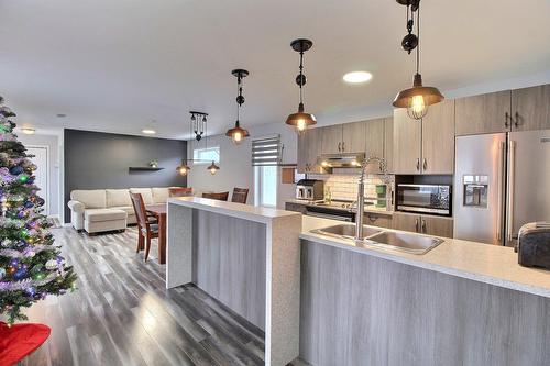 Overall view - 157 Rue Gauthier, Val-D'Or, QC - Indoor Photo Showing Kitchen With Double Sink With Upgraded Kitchen
