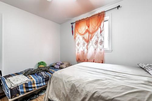 Chambre à coucher principale - 7-6396 Rue Villeneuve, Montréal (Montréal-Nord), QC - Indoor Photo Showing Bedroom