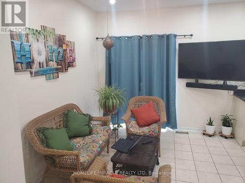 Main - 17 Portrush Trail, Brampton, ON - Indoor