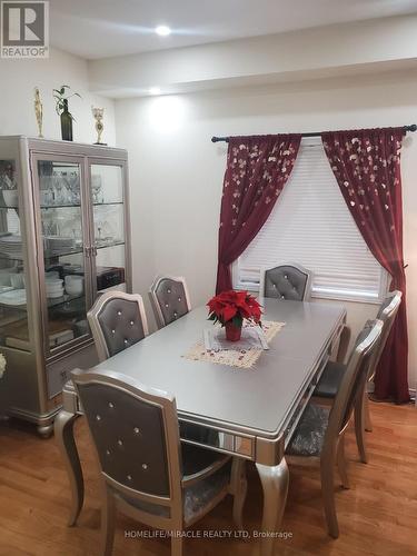 Main - 17 Portrush Trail, Brampton, ON - Indoor Photo Showing Dining Room