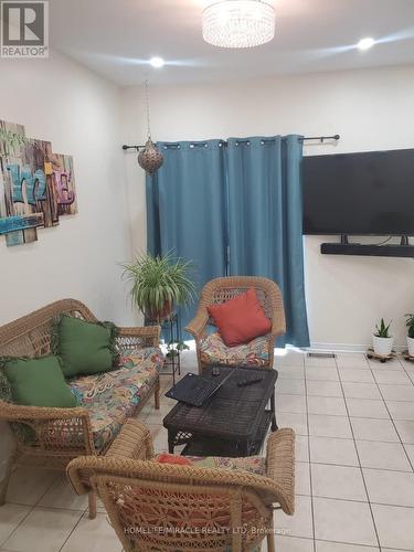 Main - 17 Portrush Trail, Brampton, ON - Indoor Photo Showing Other Room