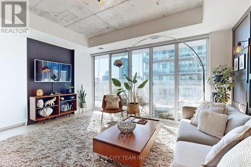 807 - 25 Baseball Place, Toronto, ON - Indoor Photo Showing Living Room