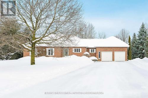 35 PARR BOULEVARD  Springwater, ON L0M 1T2