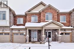 121 SAPPHIRE WAY  Thorold, ON L2V 0B8