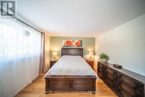 198 Hoylake Crescent, Ottawa, ON - Indoor Photo Showing Bedroom