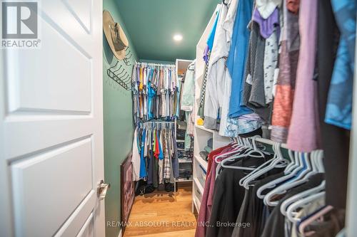 198 Hoylake Crescent, Ottawa, ON - Indoor With Storage