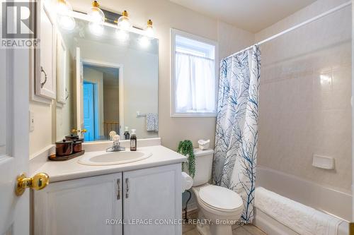 59 Bar Harbour Square, Toronto, ON - Indoor Photo Showing Bathroom