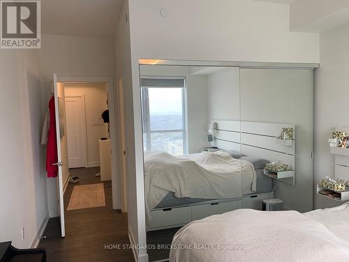 4035 - 5 Mabelle Avenue, Toronto, ON - Indoor Photo Showing Bedroom