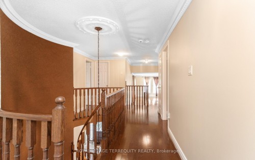 5839 Fieldon Road, Mississauga, ON - Indoor Photo Showing Other Room