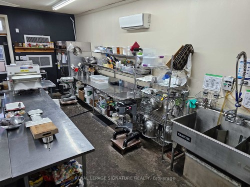 3469 Lake Shore Boulevard W, Toronto, ON 