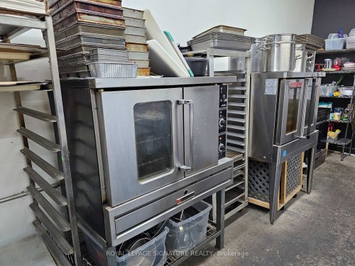 3469 Lake Shore Boulevard W, Toronto, ON 