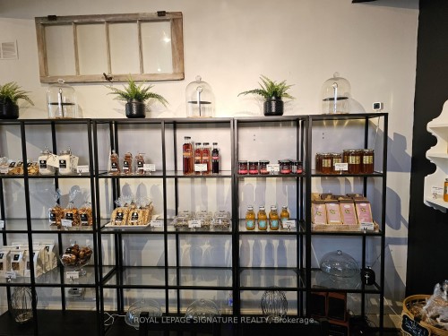 3469 Lake Shore Boulevard W, Toronto, ON 