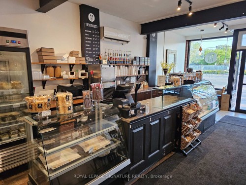 3469 Lake Shore Boulevard W, Toronto, ON 