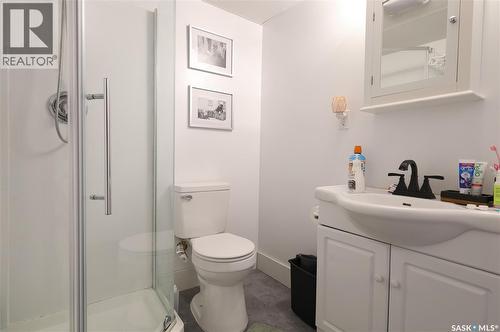 313 Centennial Boulevard, Warman, SK - Indoor Photo Showing Bathroom