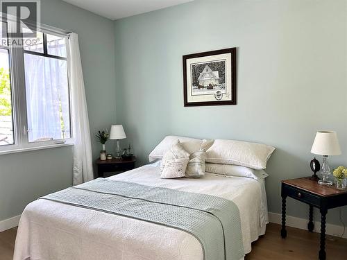 518 Forest Crowne Drive, Kimberley, BC - Indoor Photo Showing Bedroom