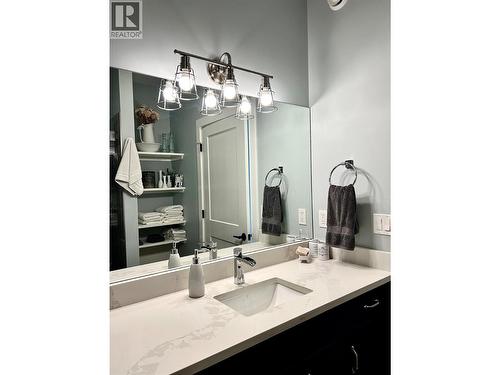 518 Forest Crowne Drive, Kimberley, BC - Indoor Photo Showing Bathroom