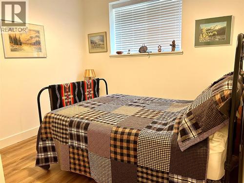 518 Forest Crowne Drive, Kimberley, BC - Indoor Photo Showing Dining Room