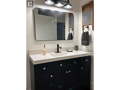 518 Forest Crowne Drive, Kimberley, BC - Indoor Photo Showing Bathroom