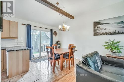 8 Beach Road, Haldimand, ON - Indoor Photo Showing Dining Room