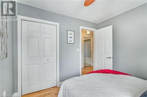 8 Beach Road, Haldimand, ON - Indoor Photo Showing Bedroom