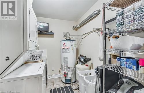 8 Beach Road, Haldimand, ON - Indoor