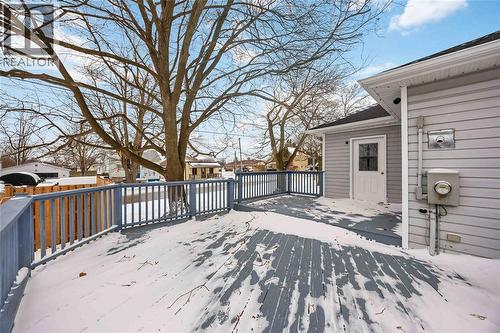 460 Ontario Street, Warwick-Watford, ON - Outdoor