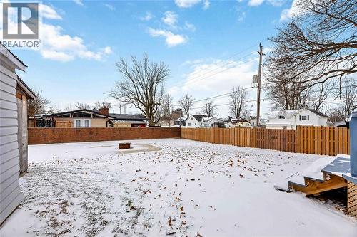 460 Ontario Street, Warwick-Watford, ON - Outdoor