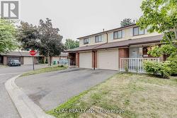 91 - 91 BARONWOOD COURT  Brampton, ON L6V 3H7