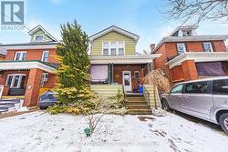 193 EDGEMONT STREET S  Hamilton, ON L8K 2J1