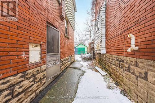 193 Edgemont Street S, Hamilton, ON - Outdoor With Exterior