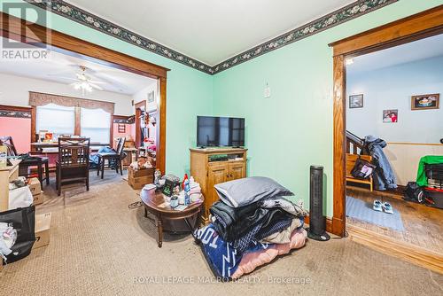 193 Edgemont Street S, Hamilton, ON - Indoor