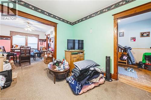 193 Edgemont Street S, Hamilton, ON - Indoor