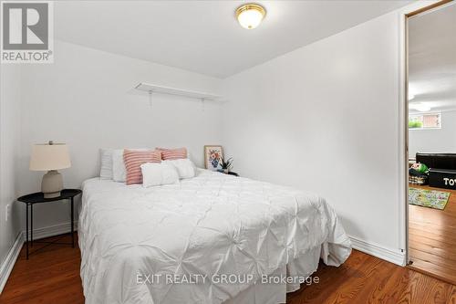 29 Barry Road, Quinte West (Murray Ward), ON - Indoor Photo Showing Bedroom