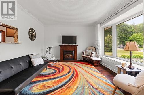 29 Barry Road, Quinte West (Murray Ward), ON - Indoor With Fireplace