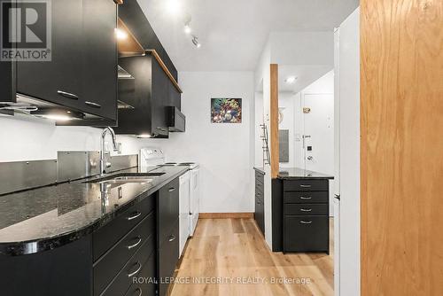 207 - 1180 Ohio Street, Ottawa, ON - Indoor Photo Showing Kitchen With Double Sink