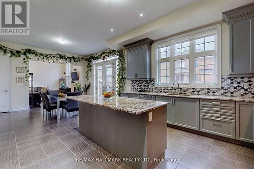 64 Chesney Crescent, Vaughan, ON - Indoor