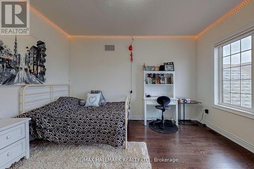 64 Chesney Crescent, Vaughan, ON - Indoor Photo Showing Bedroom