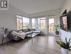 316 3038 ST GEORGE STREET  Port Moody, BC V3H 0L3