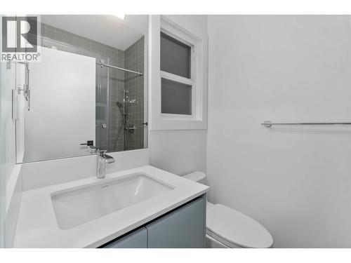 5651 Walton Road, Richmond, BC - Indoor Photo Showing Bathroom
