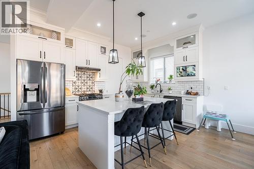 23091 134 Loop, Maple Ridge, BC - Indoor Photo Showing Kitchen With Upgraded Kitchen