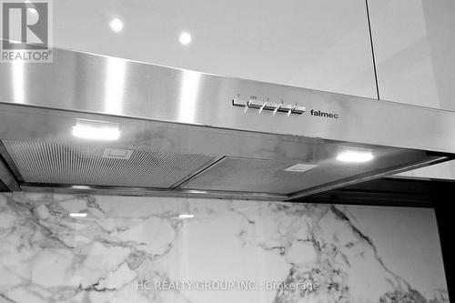 4803 - 8 Interchange Way, Vaughan, ON - Indoor