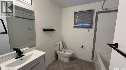 310 5Th Avenue, Cudworth, SK - Indoor Photo Showing Bathroom